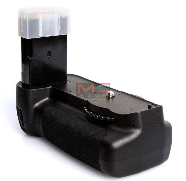 Батарейный блок вертикальная ручка Meike MK-D90 для Nikon D90, D80. Фото N7