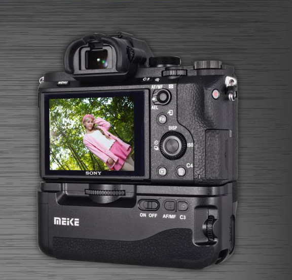 Батарейный блок вертикальная рукоятка Meike MK-A7II для фотокамер SONY a7II a7rII a7sII (Sony VG-C2EM). Фото N3