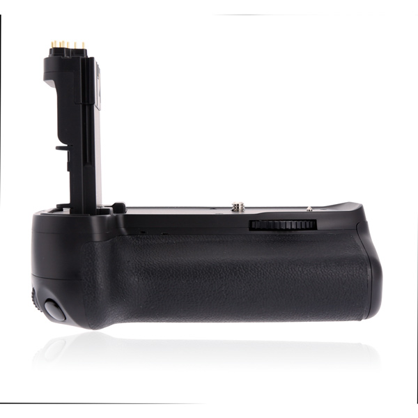 Батарейный блок вертикальная ручка Meike MK-6D для Canon 6D. Фото N2