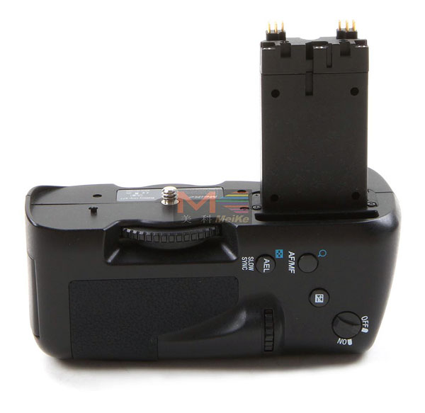 Батарейный блок вертикальная ручка Meike MK-A77 аналог Sony VG-C77AM для Sony SLT A77. Фото N5