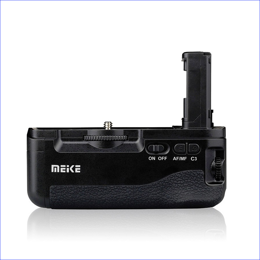 Батарейный блок вертикальная рукоятка Meike MK-A7II для фотокамер SONY a7II a7rII a7sII (Sony VG-C2EM)
